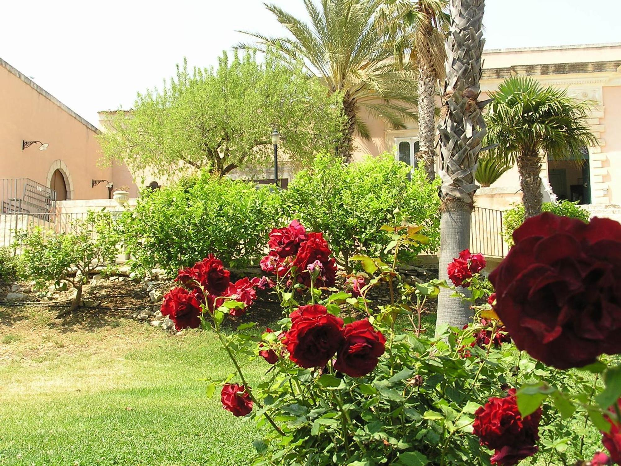 Villa Principe Di Belmonte Ispica Dış mekan fotoğraf